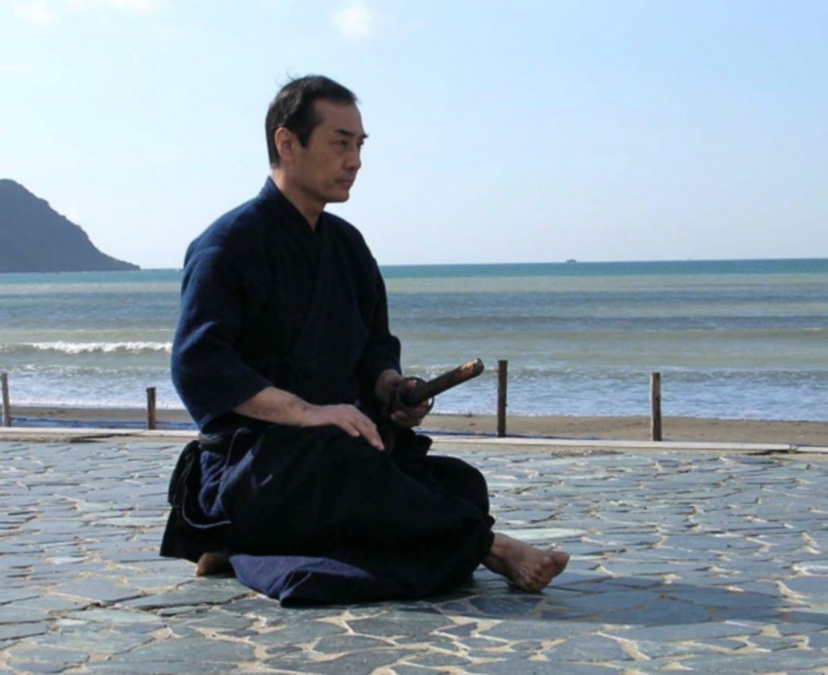 Tetsuzan Kuroda pratiquant le Iaijutsu