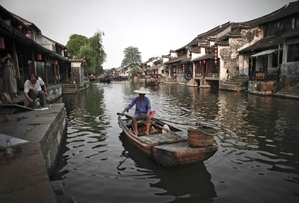 Rivière à Xitang, 2011, photographie d'Andy Wong