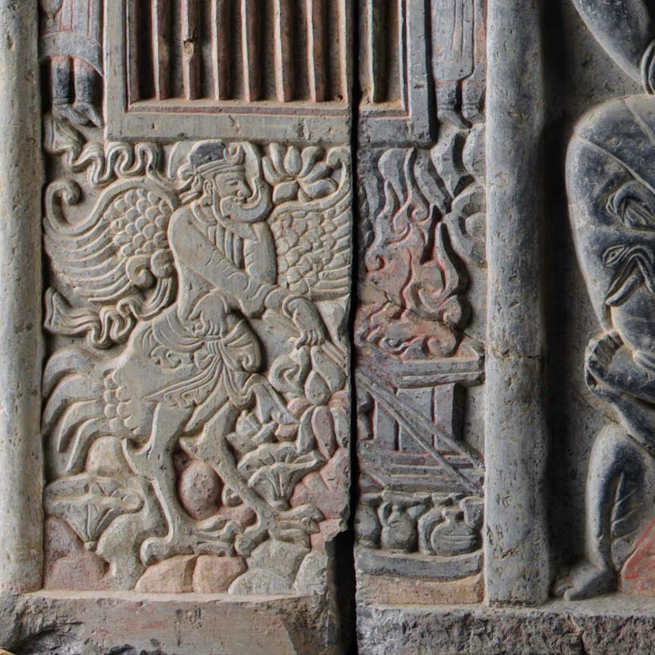 Détail de la façade du sarcophage de Shi Jun et Wiyusi