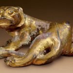 Poids en forme de lion en bronze doré, dynastie des Han occidentaux
