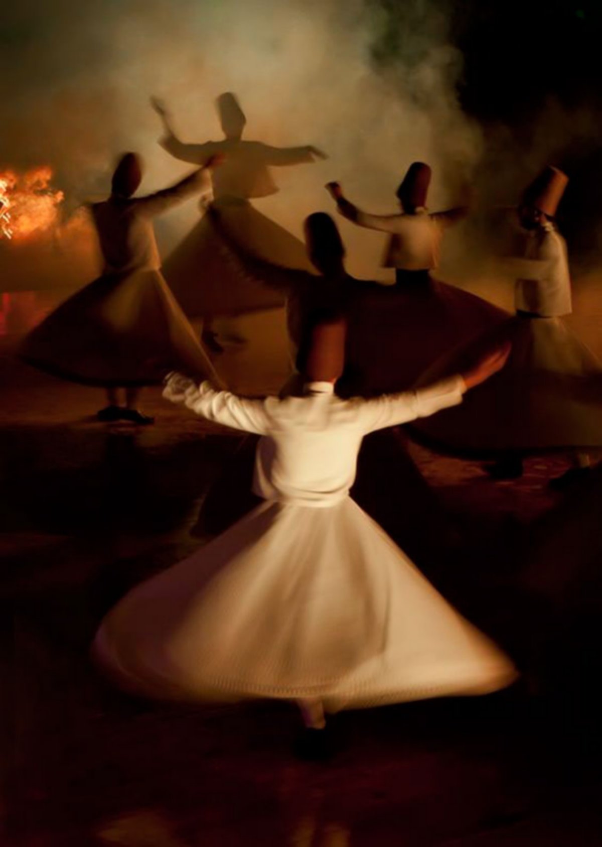 Sama, danse giratoire sacrée des derviches tourneurs soufis