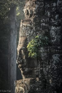 Le temple khmer Bayon du XIIe siècle au Cambodge, Angkor, photographie de Lisa Vaz