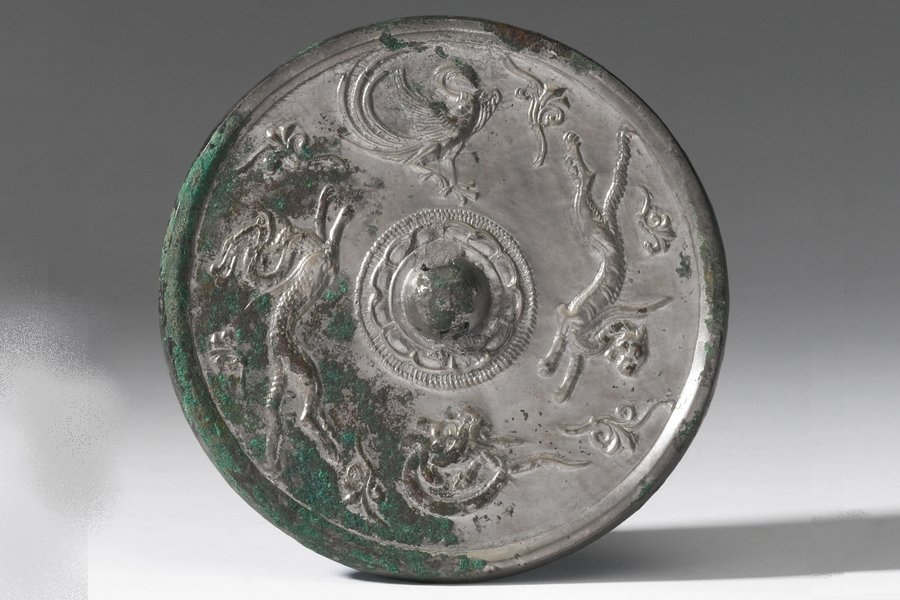 Esprits des quatre directions, miroir en bronze Dynastie Tang